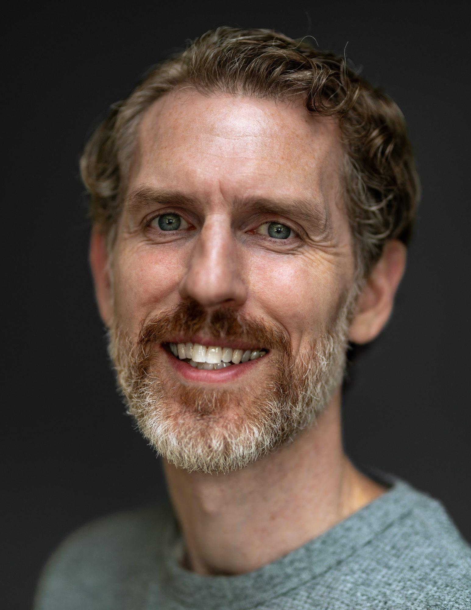 Headshots & Portraits — frame 21