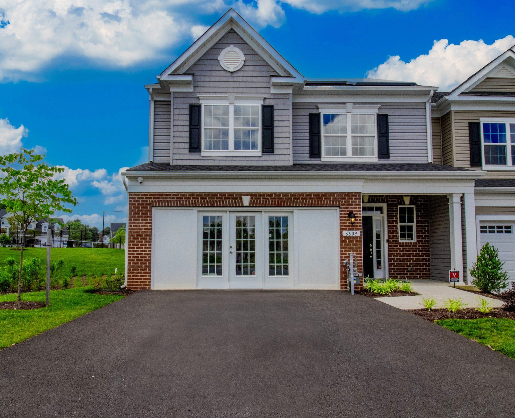 Real Estate — frame 17