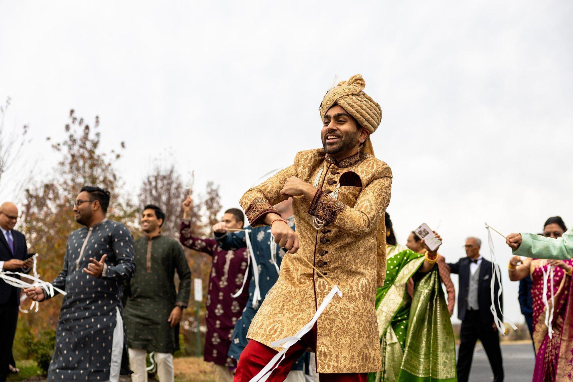 Weddings — frame 22